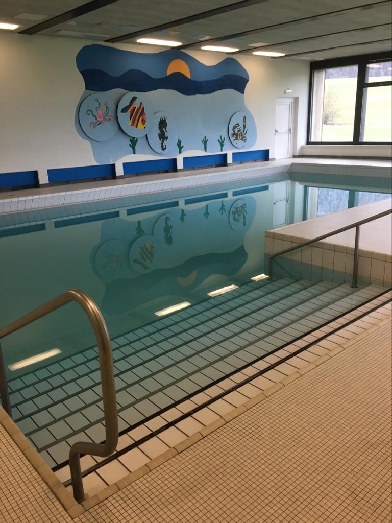 neuchatel dombresson piscine